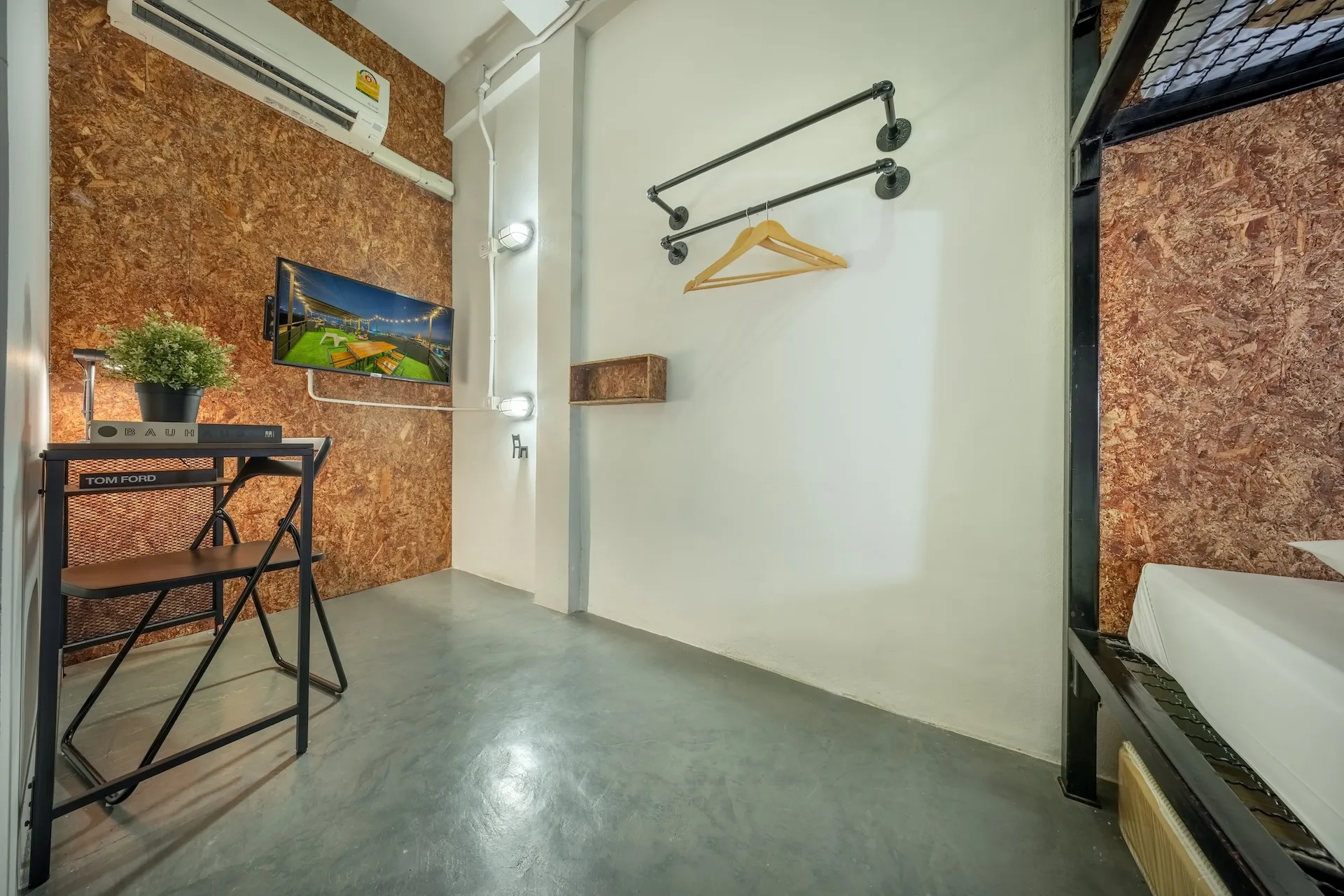 Private Bunk Room